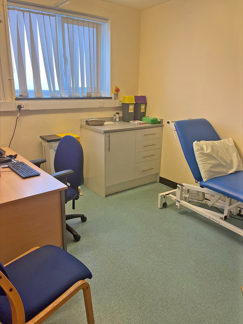 Derbyshire-Medical-Centre-for-sale